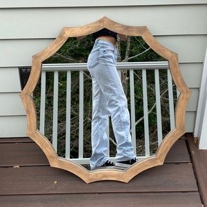 Light washed Levi’s